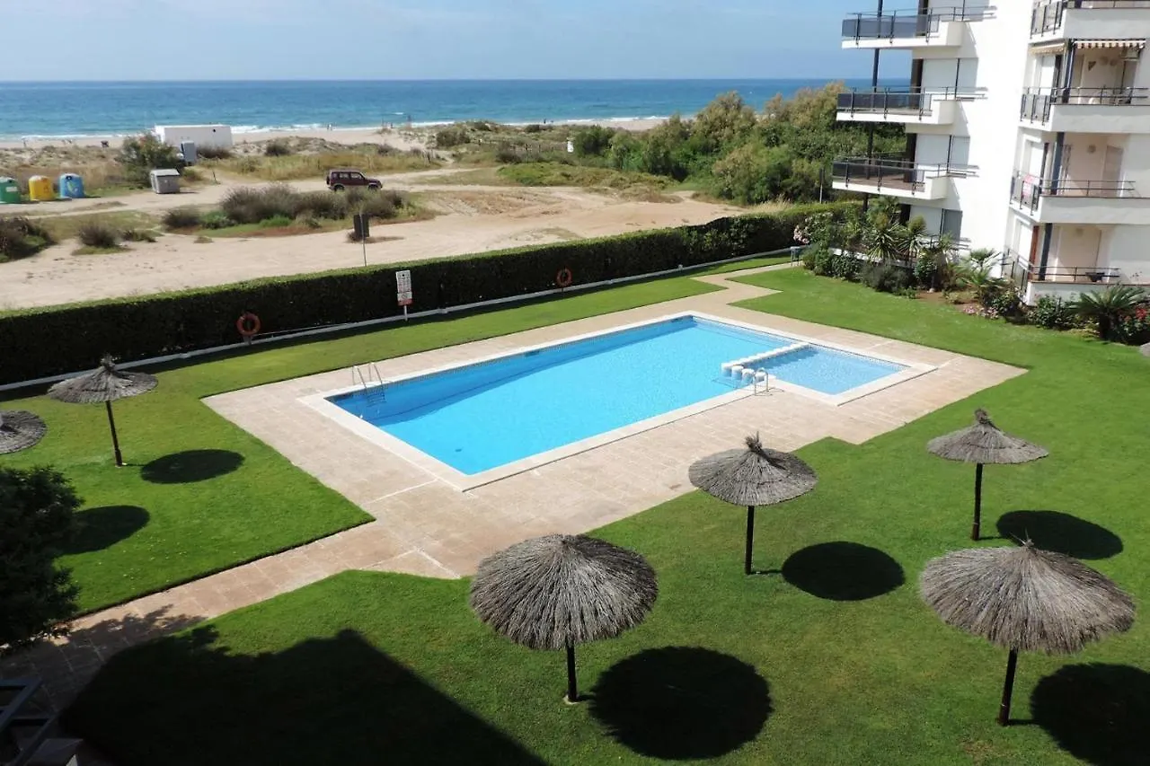 At017 Primera Linea De La Playa, Piscina, Vistas Mar location